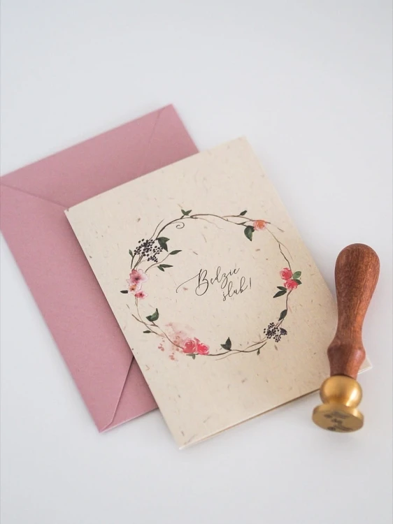 Zaproszenia ślubne gotowe do wypisania różowy wianek Paperwords